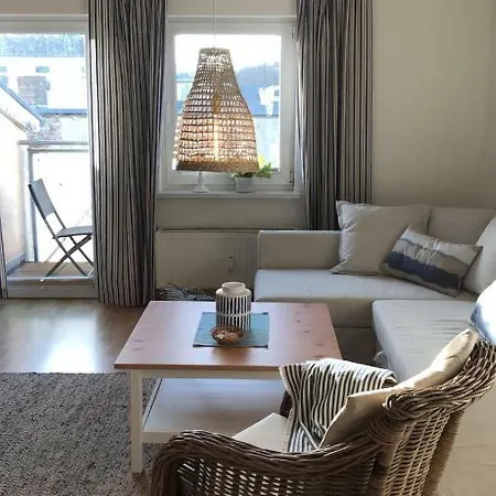 Ferienwohnung preiswert und strandnah Rostock Exterior foto