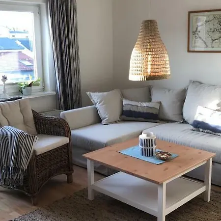 Ferienwohnung preiswert und strandnah Rostock Exterior foto