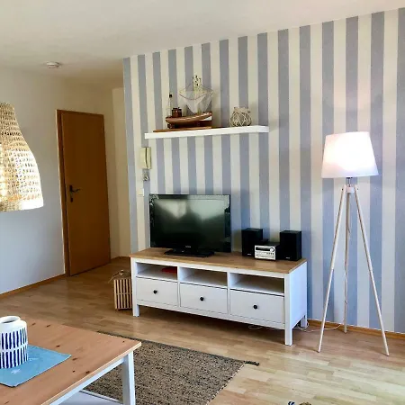 Ferienwohnung preiswert und strandnah Rostock Exterior foto